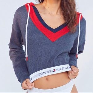 tommy hilfiger sweatshirt💙❤️